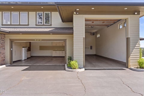 Tiny photo for 61576 SW Longview Street, Bend, OR 97702 (MLS # 220226826)