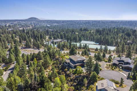 Tiny photo for 61576 SW Longview Street, Bend, OR 97702 (MLS # 220226826)
