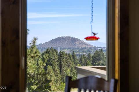 Tiny photo for 61576 SW Longview Street, Bend, OR 97702 (MLS # 220226826)