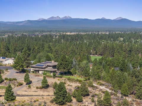 Tiny photo for 61576 SW Longview Street, Bend, OR 97702 (MLS # 220226826)