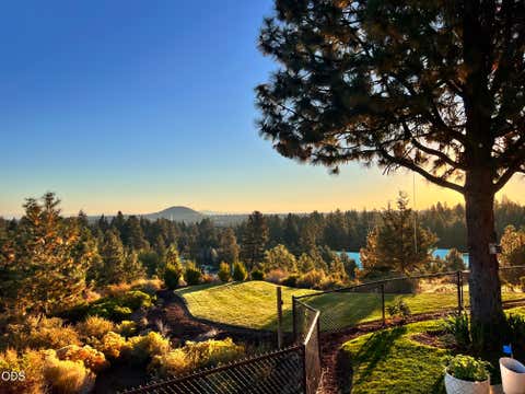 Tiny photo for 61576 SW Longview Street, Bend, OR 97702 (MLS # 220226826)