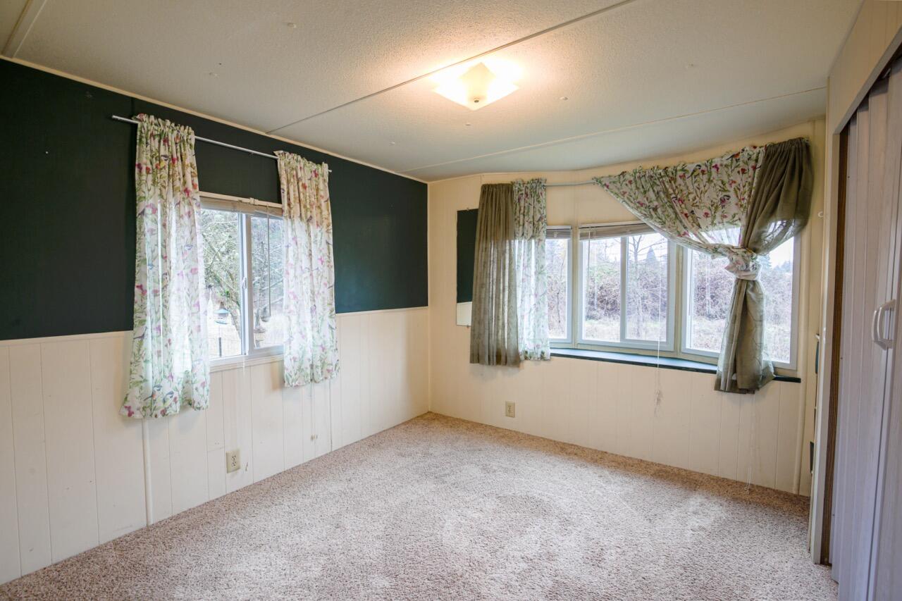 Rogue Lea Estates - Residential