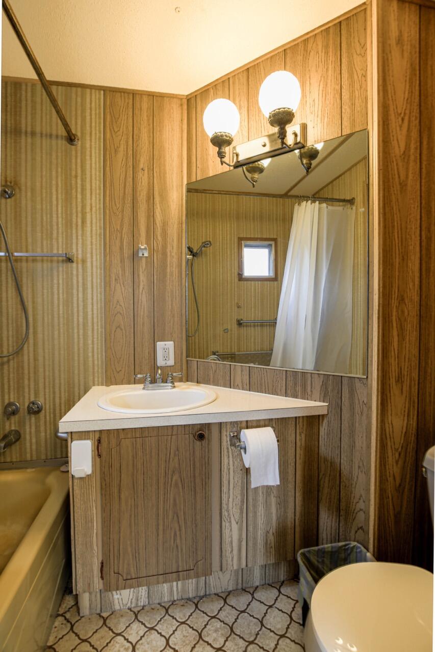 Rogue Lea Estates - Residential