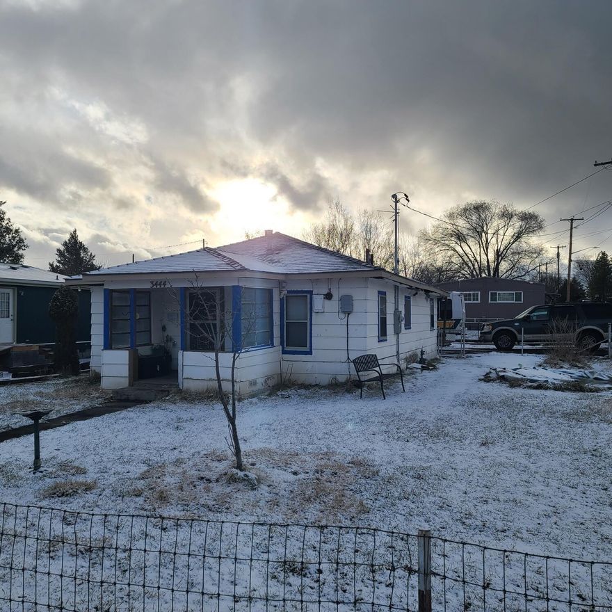 See the potential! Cute little 2 bedroom 1 bath home on a corner lot. Roof was just replaced by Henris roofing 2/7/22. Nice size yard and car port. Within 1-2 minutes to OIT and Skylakes Hospital! Property is being sold AS-IS.