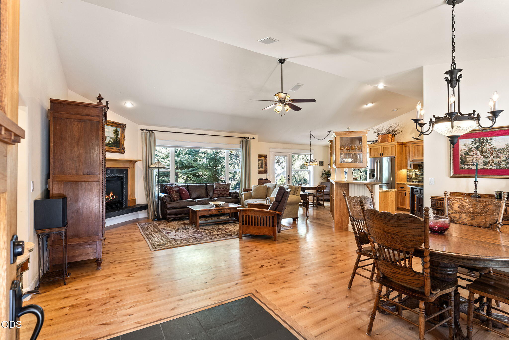 2964 NW Fairway Heights Drive