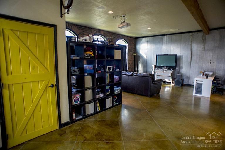 Mary K Falls Estates - Residential