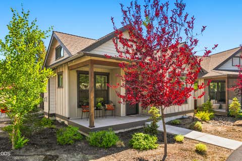Tiny photo for 19749 SW River Camp Lane, Bend, OR 97702 (MLS # 220226687)