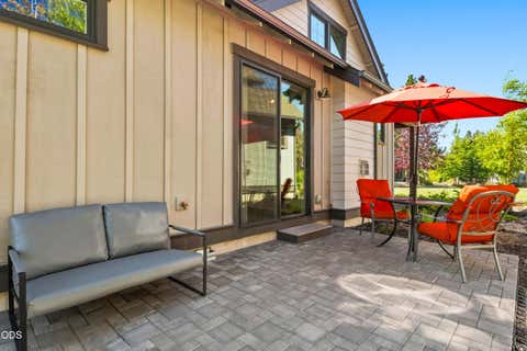 Tiny photo for 19749 SW River Camp Lane, Bend, OR 97702 (MLS # 220226687)