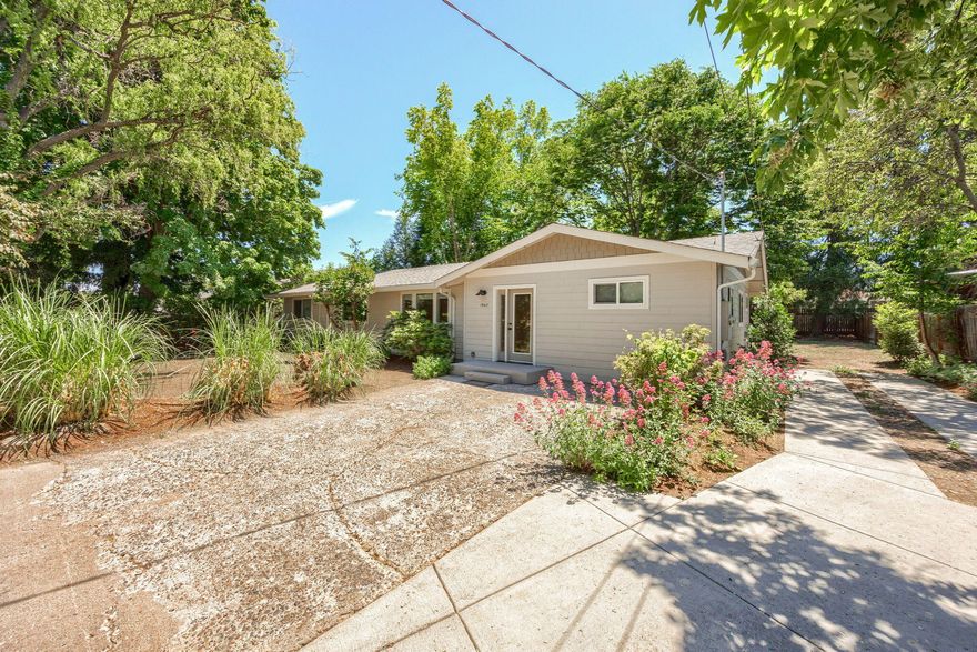 Nice Home that has been nicely updated over the years. Built in 1962 features include oak flooring, fresh interior paint, granite countertops, lots of cabinetry, pantry and laundry.  Open floor plan. Primary with walk-in shower and does have separate exterior entrance.  Nice patio in the back.  Home is on .27 acre lot that is all fenced and landscaped.
It is Move-in-Ready!