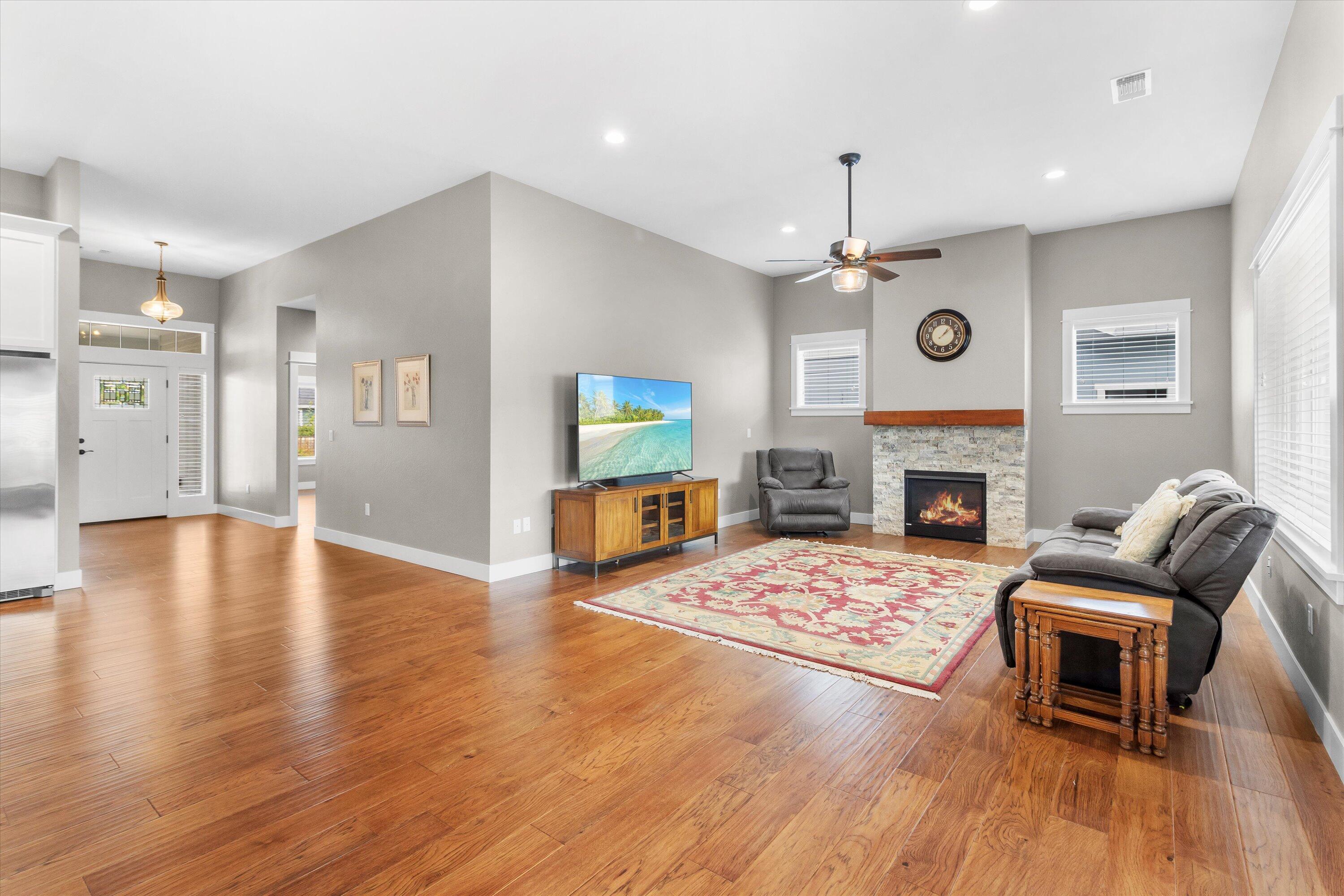 North Village At Twin Creeks, Phase V, The - Residential