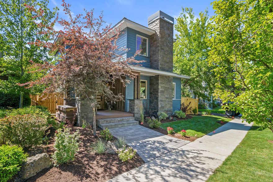 2020 COBA Tour of Homes Winner! Best Architectural Design! Best Interior Finish! Best Master Suite! Best Green Building Award! Stunning contemporary home, nestled in the sweetest spot of downtown Bend is an ideal proximity to Drake Park, the river, downtown, and all that Bend has to
offer. The impeccably-designed, 4-bed/3.5-bath home with master on main, features a 10' ceiling on the main level and plenty of windows offering up rooms
that are light & bright. Featuring a large quartz island, beverage bar, Thermador range and rift cut walnut euro-style cabinetry, this open kitchen is designed for
entertaining. Wire brushed white oak floors throughout the main, elegant lighting, & well-designed bathrooms & closets, this home has it all including a 3-car
garage, upgraded soundproof insulation and drywall throughout making living downtown Bend a dream!