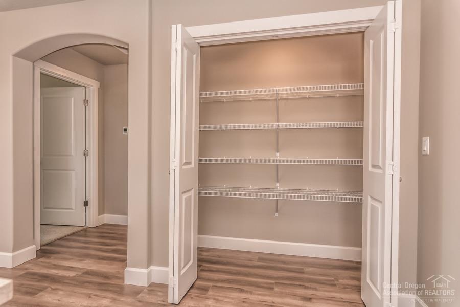 Dry Canyon - Residential