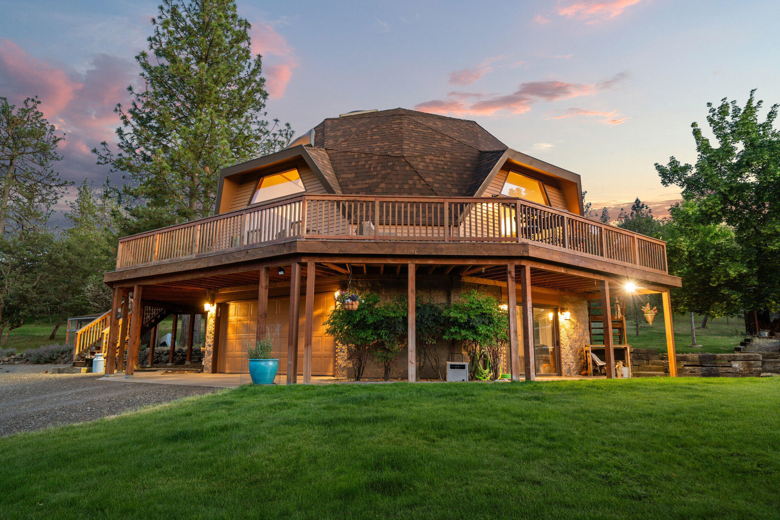 226 Entrada Drive