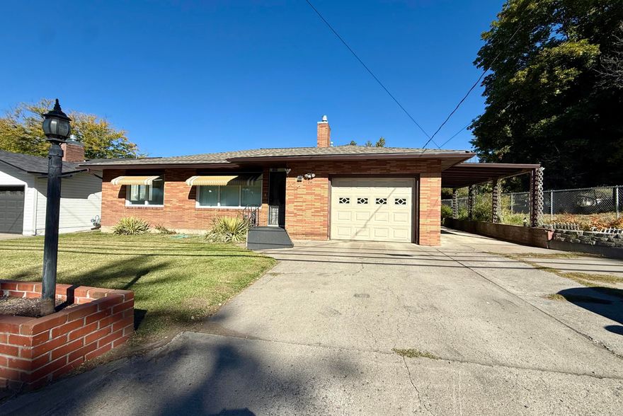 Bigger than it Looks! Come see this Well Kept Move in Ready Home! 4 bedrooms 2 1/2 baths! This spacious home features 2 Living Rooms one with a Gas (fireplace)
insert, New Roof in 2020 (50 yr warranty) New Carpet, 2 A/C wall units one is brand new, Newer Refrigerator, and in addition to the kitchen with a breakfast bar, there is an
additional Jen Air Grill, An Updated Shower, Beautiful Landscaping front and back yards. Along with the attached garage and carport, there is a second garage and carport
in the back along with 2 large sheds. Large back covered patio perfect for entertaining or those summer night BBQ's!