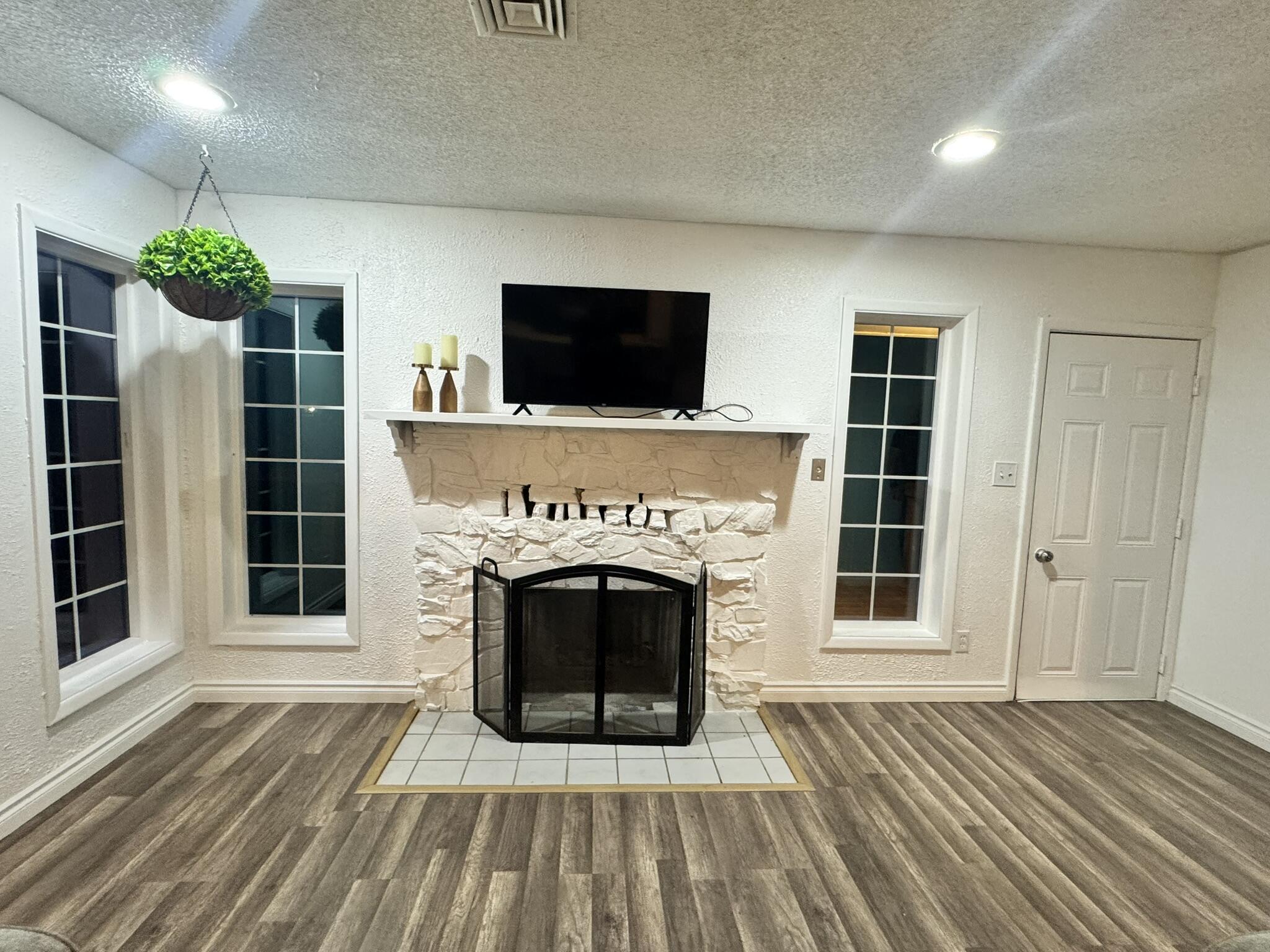 Bureker Place - Residential