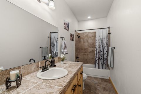Tiny photo for 7608 Skycrest Drive, Klamath Falls, OR 97601 (MLS # 220224592)