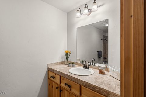 Tiny photo for 7608 Skycrest Drive, Klamath Falls, OR 97601 (MLS # 220224592)