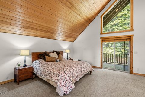 Tiny photo for 7608 Skycrest Drive, Klamath Falls, OR 97601 (MLS # 220224592)