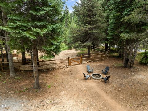 Tiny photo for 7608 Skycrest Drive, Klamath Falls, OR 97601 (MLS # 220224592)