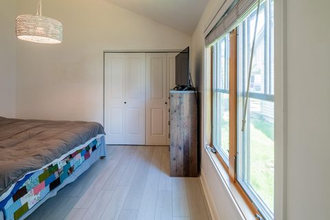 Tiny photo for 335 S Cottonwood Street, Sisters, OR 97759 (MLS # 220215710)