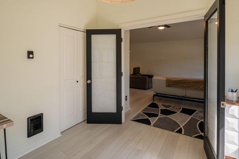 Tiny photo for 335 S Cottonwood Street, Sisters, OR 97759 (MLS # 220215710)