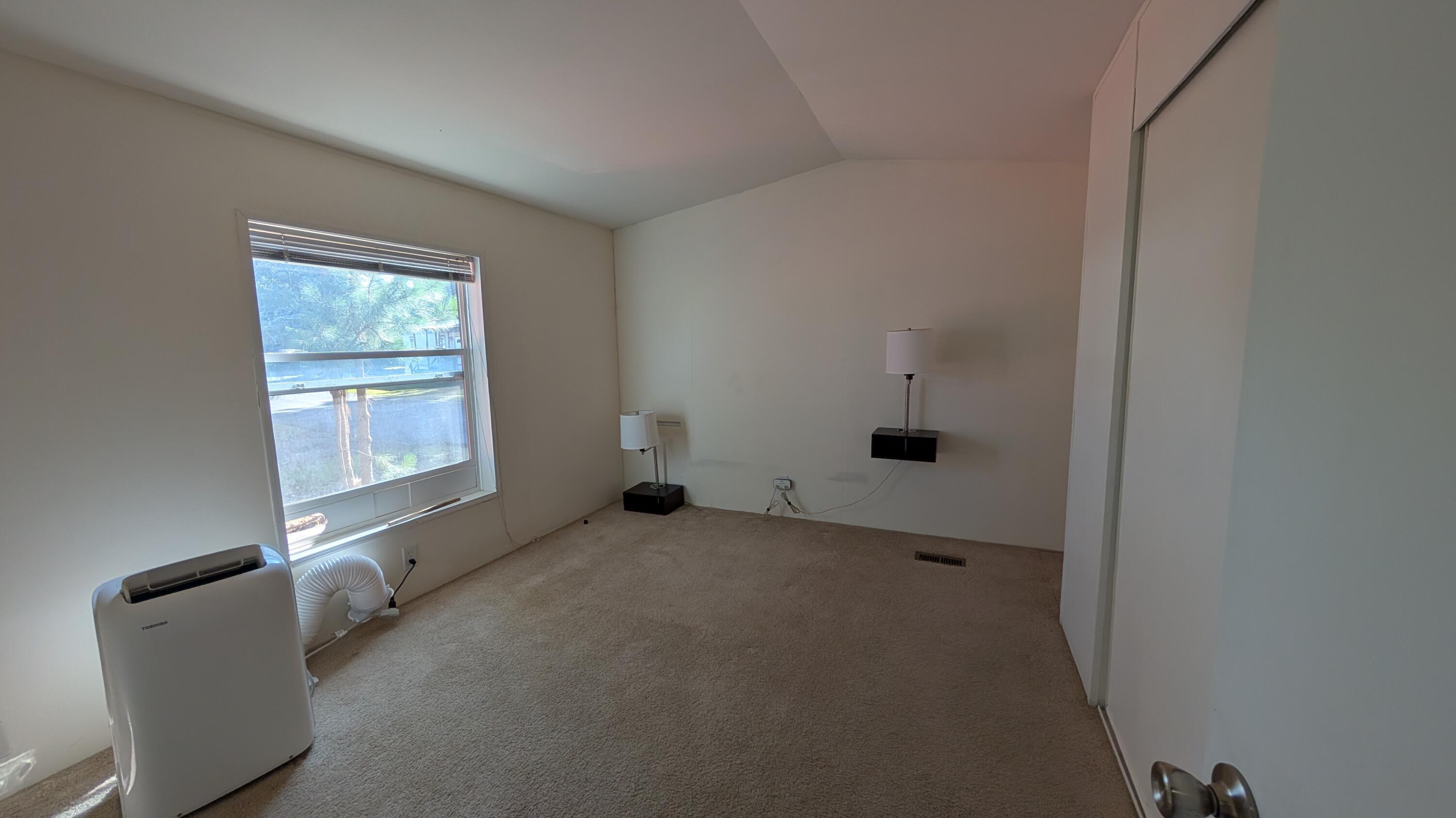 Round Lake Estates - Residential