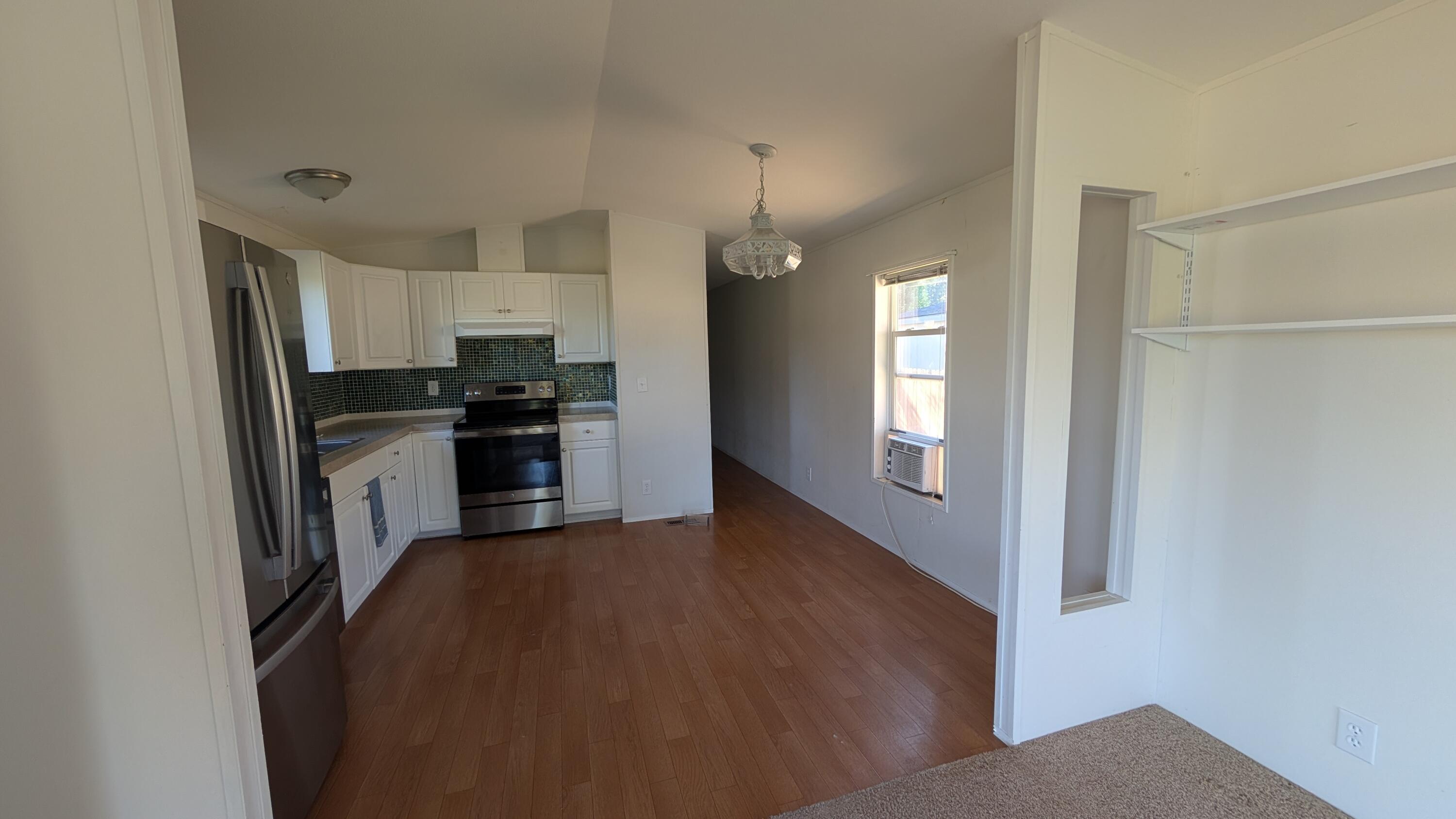 Round Lake Estates - Residential