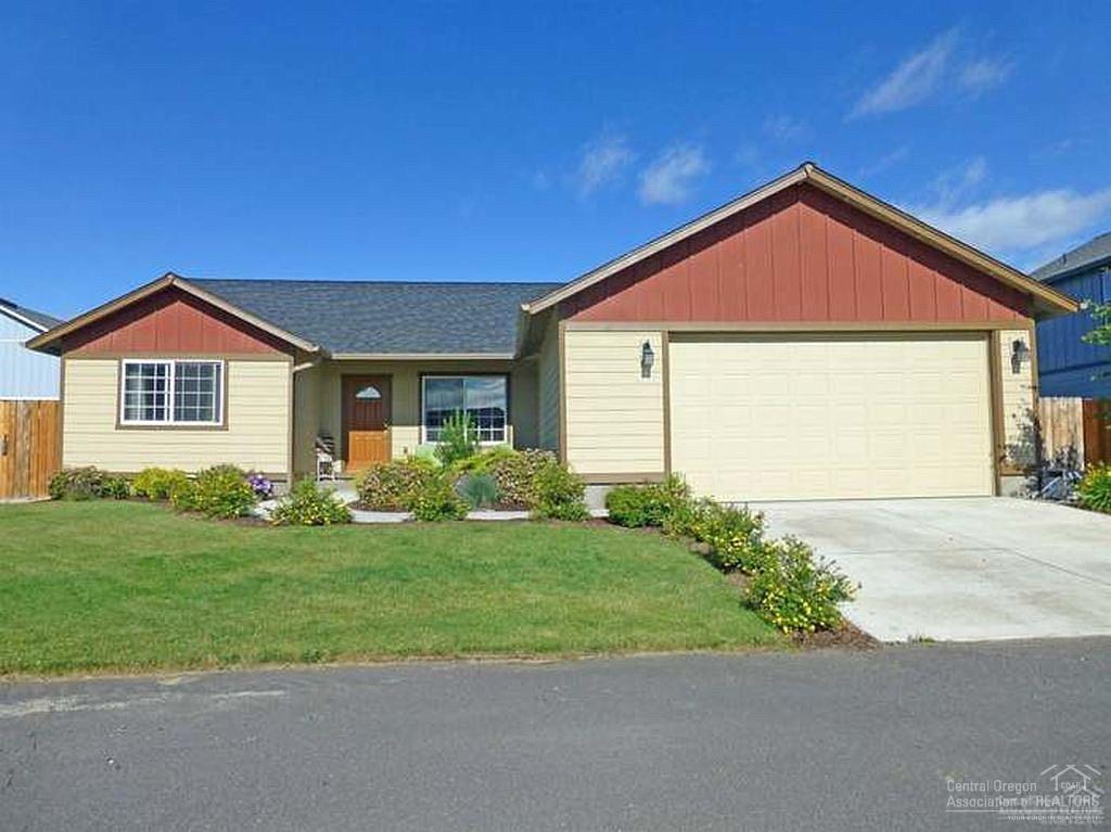 Ni Lah Sha Village - Residential