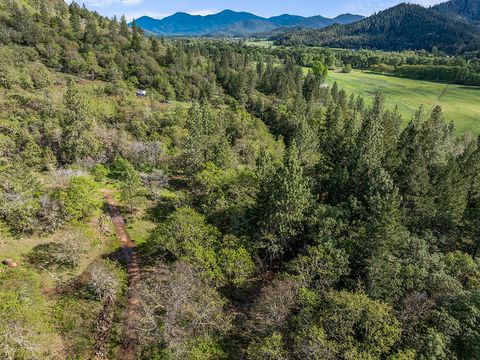 Tiny photo for 10300 N Applegate Road, Grants Pass, OR 97527 (MLS # 220219317)