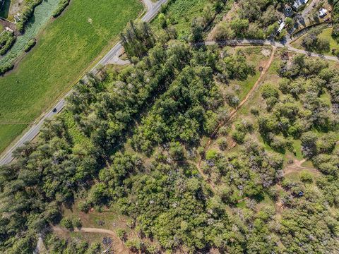Tiny photo for 10300 N Applegate Road, Grants Pass, OR 97527 (MLS # 220219317)