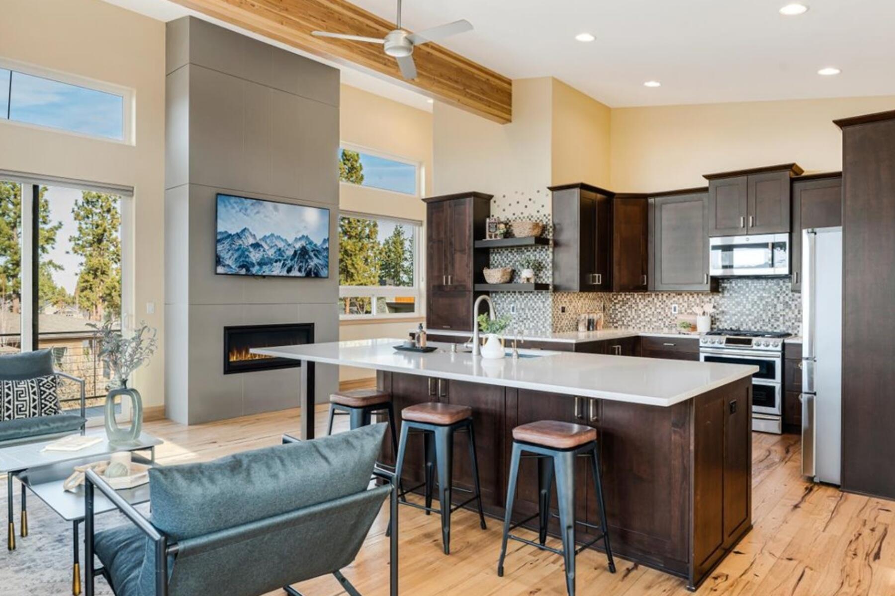 Three Pines Ridge - Residential