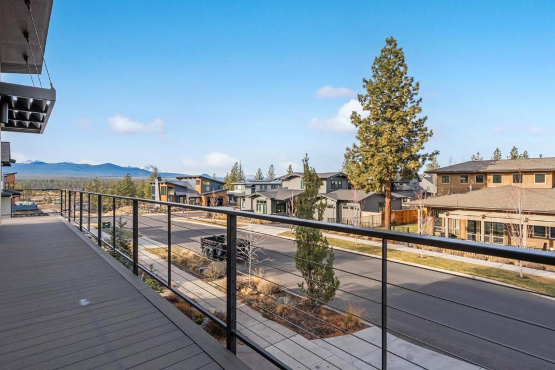 Three Pines Ridge - Residential