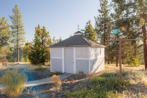 Tiny photo for 8104 Prairie Dog Drive, Bonanza, OR 97623 (MLS # 220211108)