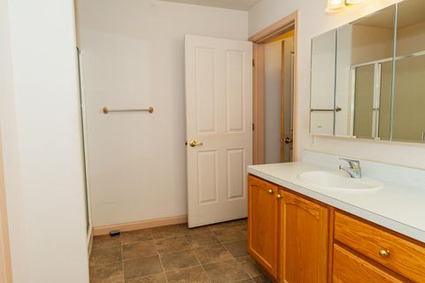 Tiny photo for 8104 Prairie Dog Drive, Bonanza, OR 97623 (MLS # 220211108)