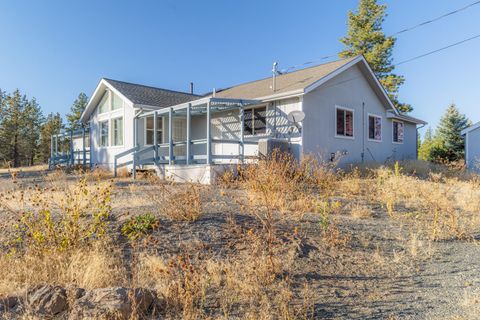 Photo of 8104 Prairie Dog Drive, Bonanza, OR 97623 (MLS # 220211108) Photo of 8104 Prairie Dog Drive, Bonanza, OR 97623 (MLS # 220211108)