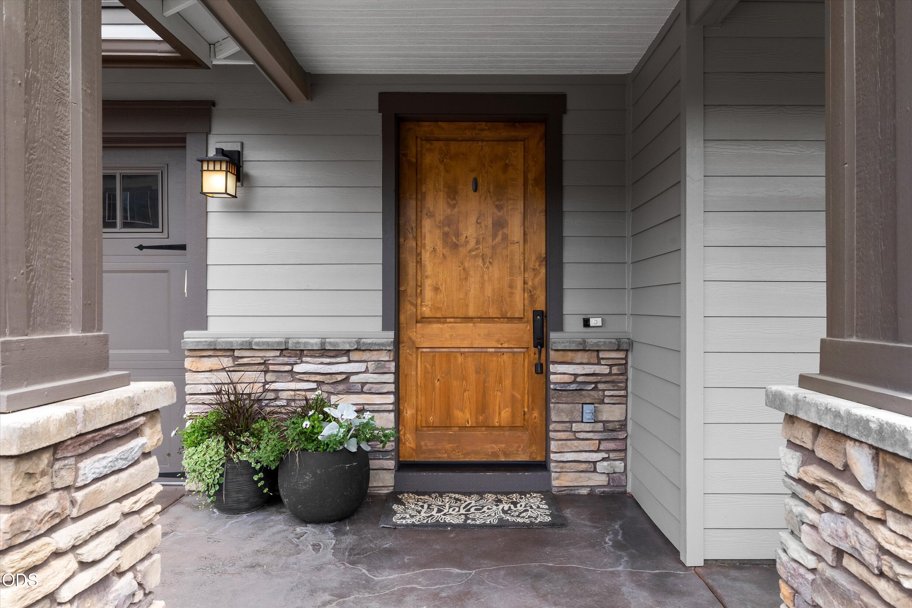20158 Stonegate Drive