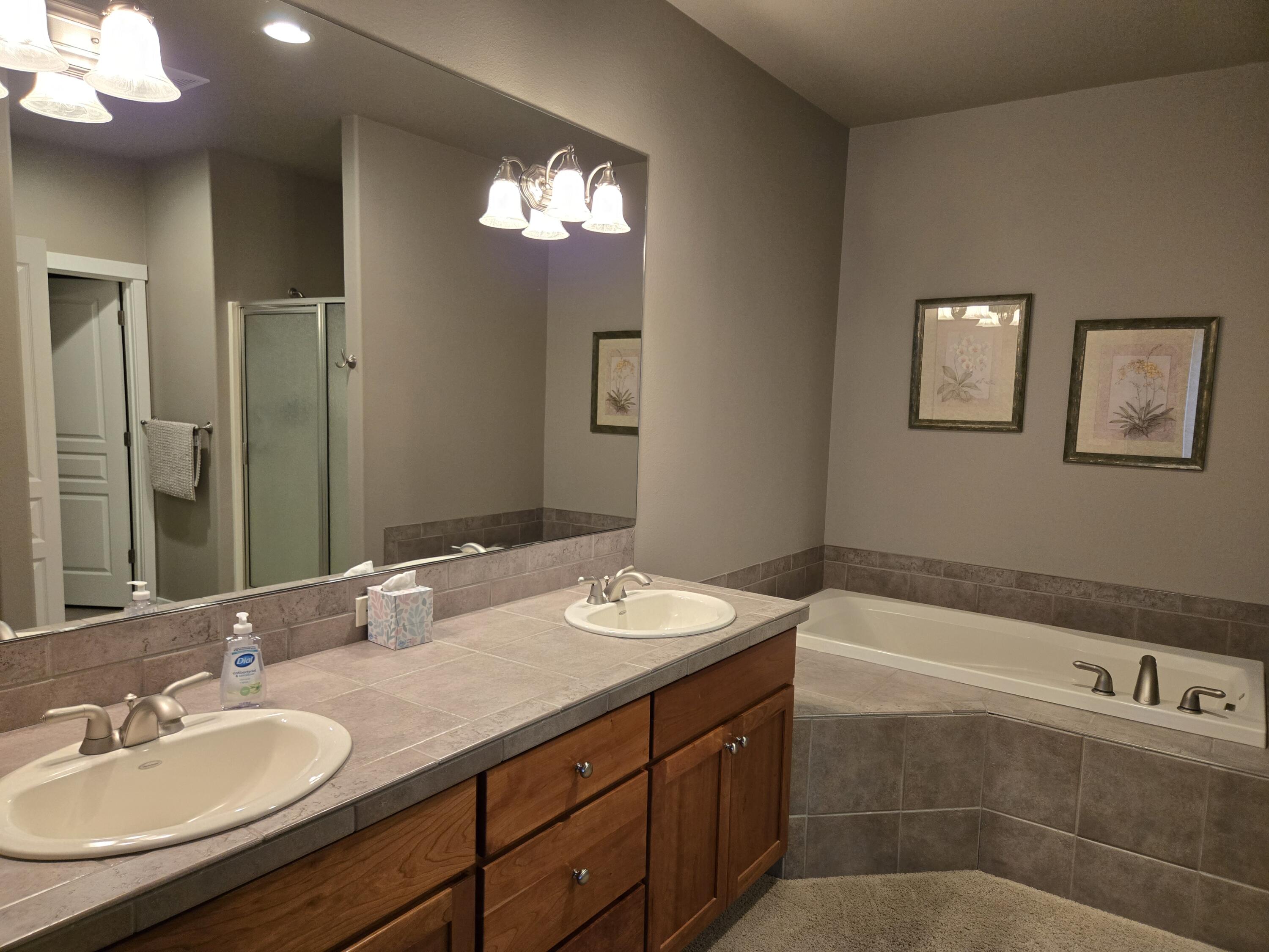 Eagle Crest - Residential