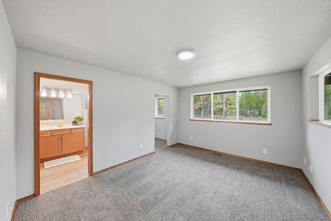 Tiny photo for 15905 Pine Lane, La Pine, OR 97739 (MLS # 220219919)