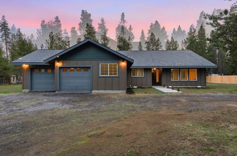 Tiny photo for 15905 Pine Lane, La Pine, OR 97739 (MLS # 220219919)