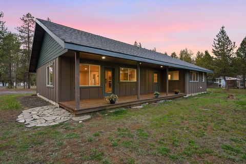 Tiny photo for 15905 Pine Lane, La Pine, OR 97739 (MLS # 220219919)