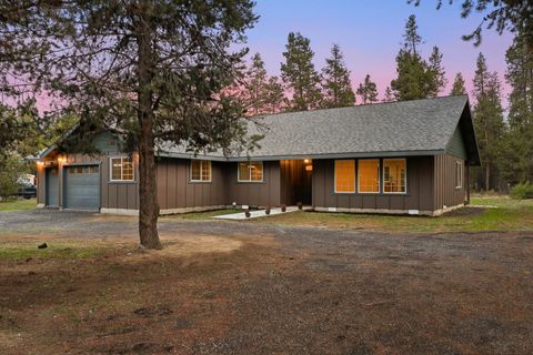 Tiny photo for 15905 Pine Lane, La Pine, OR 97739 (MLS # 220219919)