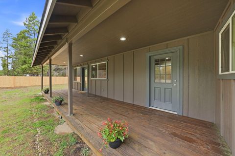 Tiny photo for 15905 Pine Lane, La Pine, OR 97739 (MLS # 220219919)