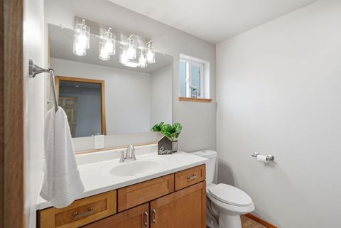 Tiny photo for 15905 Pine Lane, La Pine, OR 97739 (MLS # 220219919)