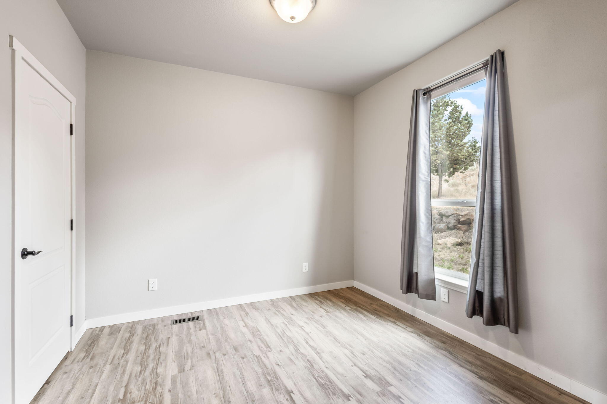 Round Butte - Residential