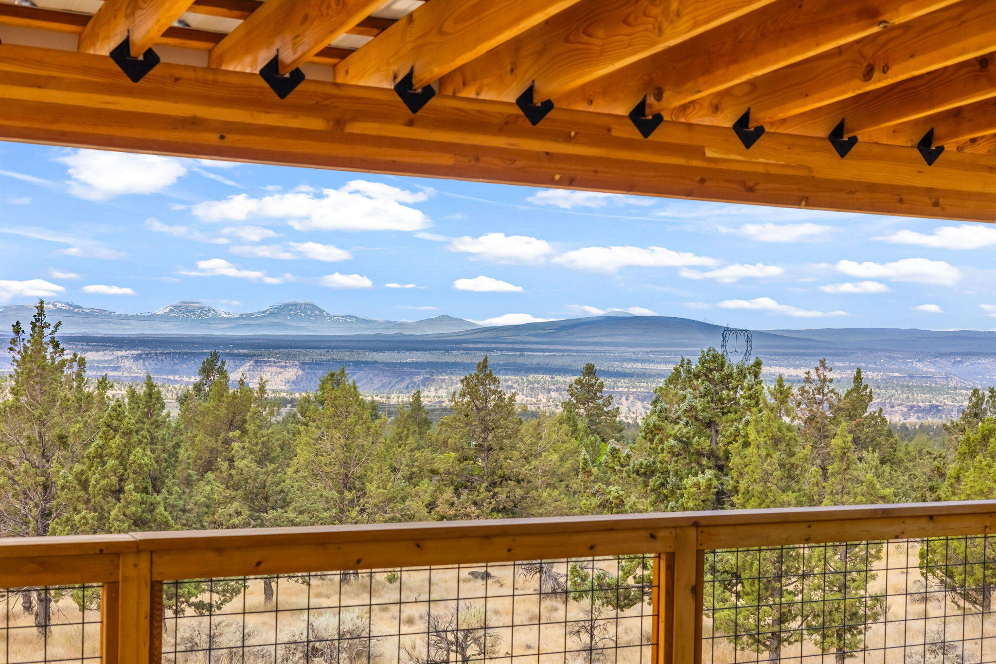 Round Butte - Residential