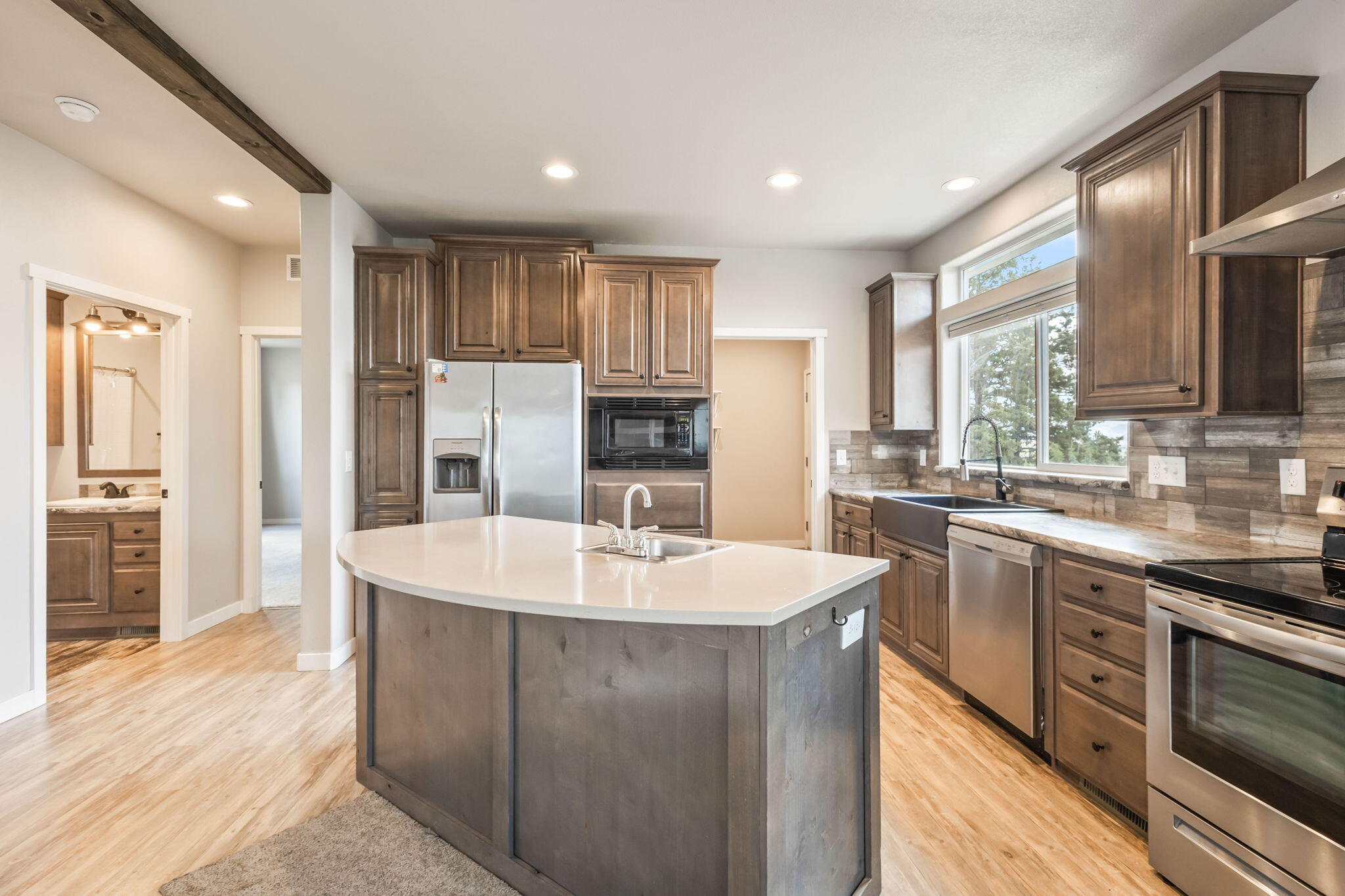 Round Butte - Residential