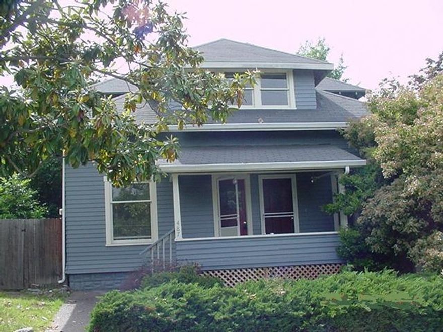 Nice two story duplex in Ashland. Main unit is a 2 bed, 1 bath, with 1008 sq ft. Cute kitchen good size bedrooms. 2nd unit is a 1 bed, 1 bath, with 896 sq ft. Spacious living area, nice kitchen, good size bedroom. Property is close to the hospital and down town Ashland.