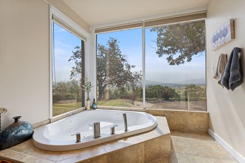 Tiny photo for 6048 Tolo Road, Central Point, OR 97502 (MLS # 220211709)