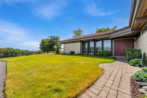 Tiny photo for 6048 Tolo Road, Central Point, OR 97502 (MLS # 220211709)