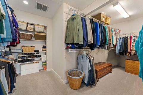 Tiny photo for 6048 Tolo Road, Central Point, OR 97502 (MLS # 220211709)